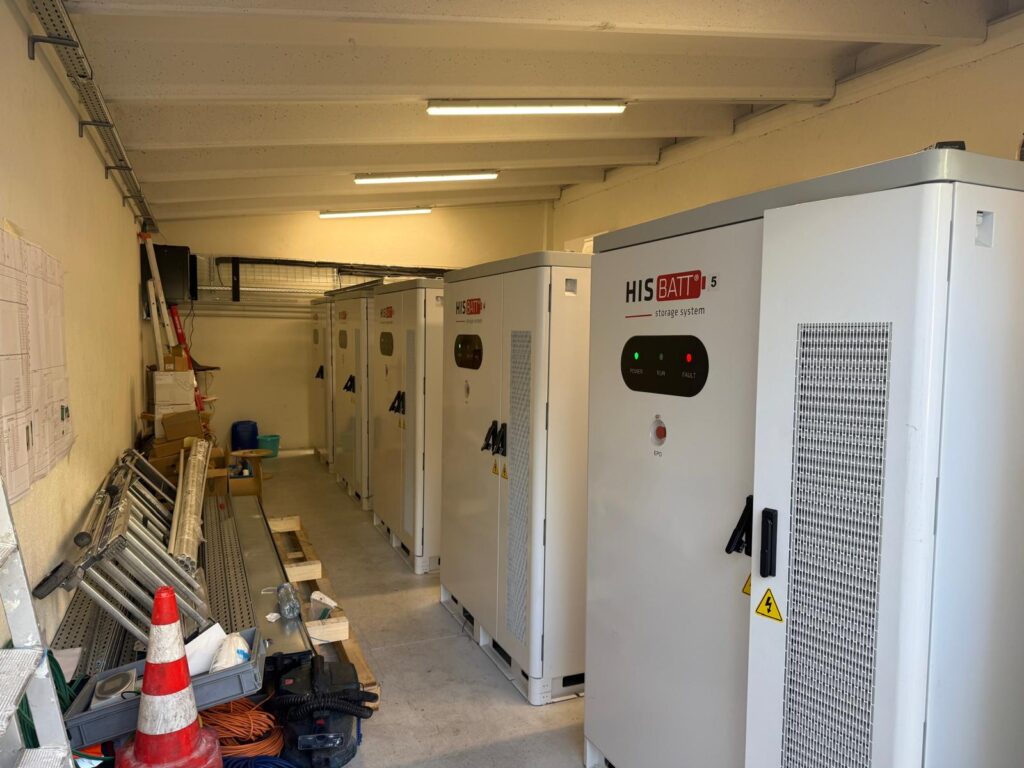 Real site photograph: supermarket battery installation in Nice, France